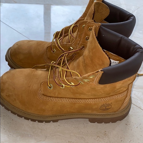 TIMBERLAND WOMEN'S 6-INCH PREMIUM WATERPROOF BOOTS - Picture 4 of 7